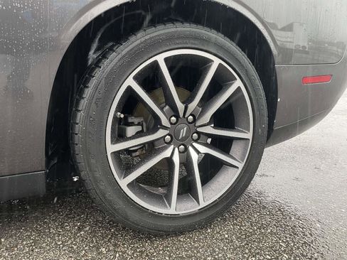 Used 2023 Dodge Challenger GT w/ Plus Package image 7