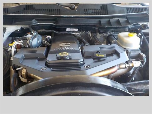 Used 2015 RAM 3500 SLT AWD/4WD image 44