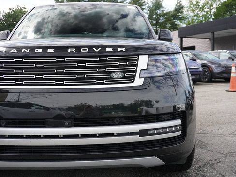 Used 2024 Land Rover Range Rover Long Wheelbase Autobiography AWD/4WD image 18