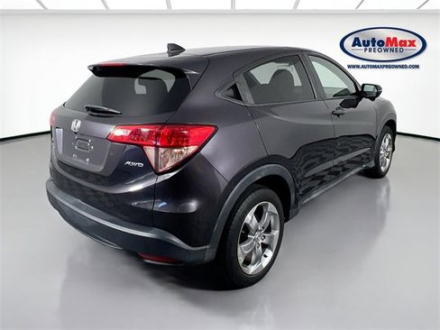 Used 2017 Honda HR-V EX image 2