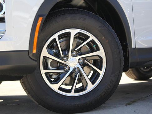 New 2026 Mitsubishi Eclipse Cross ES image 3