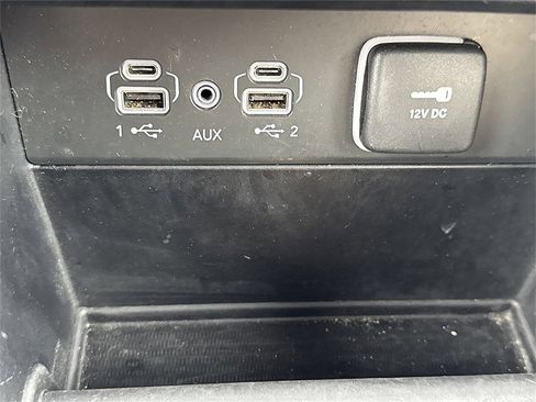 Certified 2024 Jeep Grand Cherokee Limited image 8