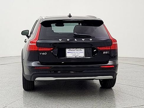 New 2026 Volvo V60 B5 Cross Country Plus w/ Climate Package AWD/4WD image 6