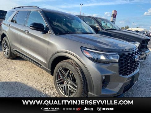 Used 2025 Ford Explorer ST-Line w/ ST-Line Street Pack AWD/4WD image 1