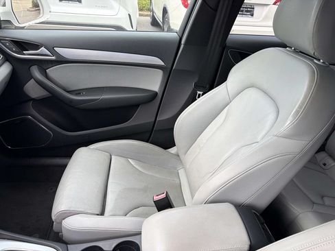 Used 2018 Audi Q3 2.0T Premium Plus FWD image 16