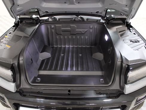 New 2025 GMC Hummer EV 2X image 47