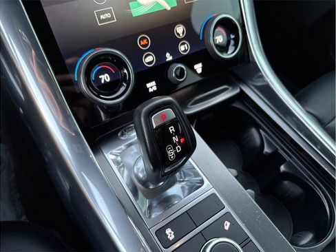 Used 2020 Land Rover Range Rover Sport SE image 37