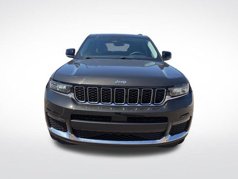 Used 2023 Jeep Grand Cherokee L Limited AWD/4WD image 8