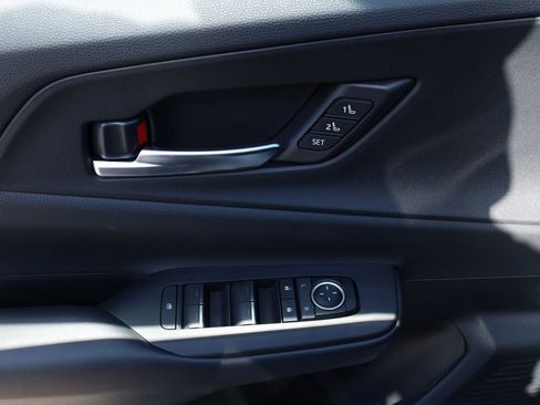 New 2026 Toyota Prius Plug-In Hybrid image 31