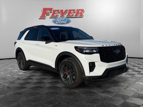 New 2025 Ford Explorer ST-Line w/ Premium Package image 3