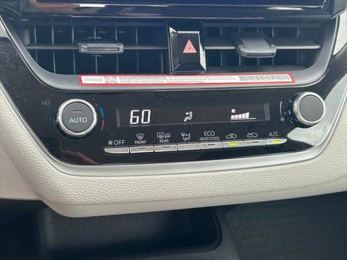 Certified 2026 Toyota Corolla LE FWD image 25