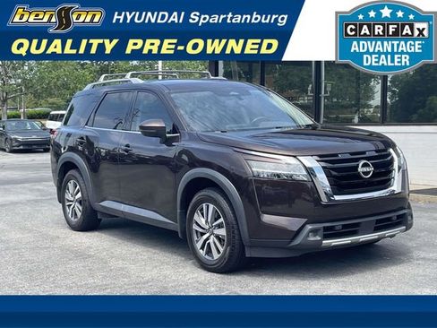 Used 2022 Nissan Pathfinder SL w/ Cargo Package FWD image 1