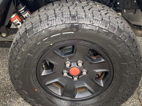 Certified 2021 Jeep Gladiator Mojave image 30