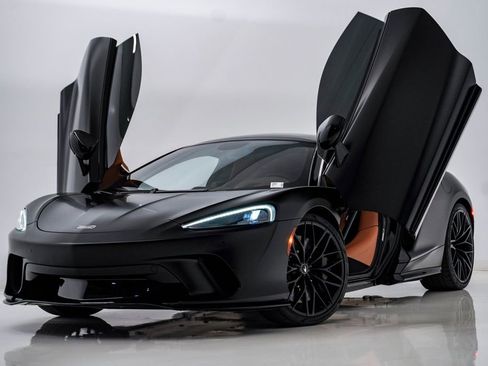 Used 2023 McLaren GT RWD image 9