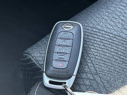 Certified 2024 Nissan Rogue SV AWD/4WD image 32