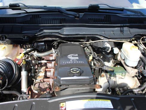 Used 2011 RAM 2500 Laramie w/ HD Snow Plow Prep Group image 32