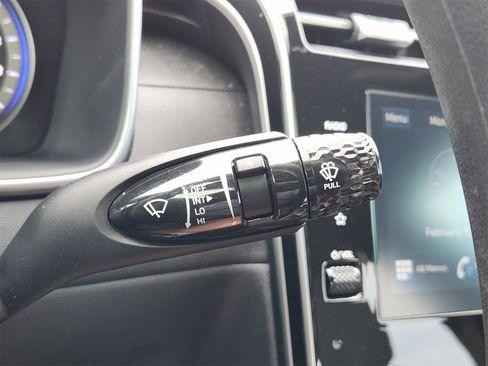 Used 2024 Hyundai Santa Cruz SE image 39