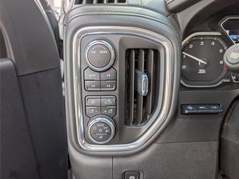 Used 2022 GMC Sierra 2500 Denali w/ Technology Package image 21