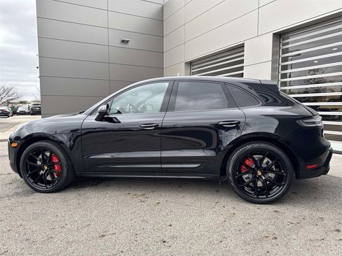 Used 2023 Porsche Macan GTS image 3