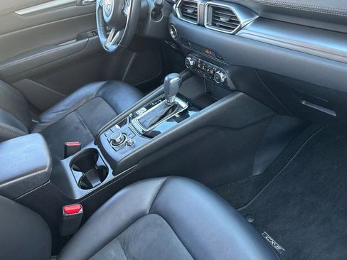 Used 2017 MAZDA CX-5 Touring image 32