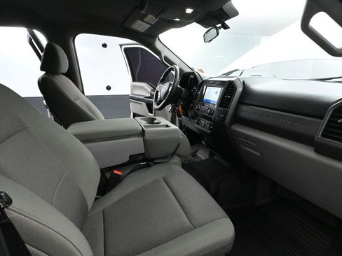 Used 2021 Ford F250 XL w/ Power Equipment Group image 47