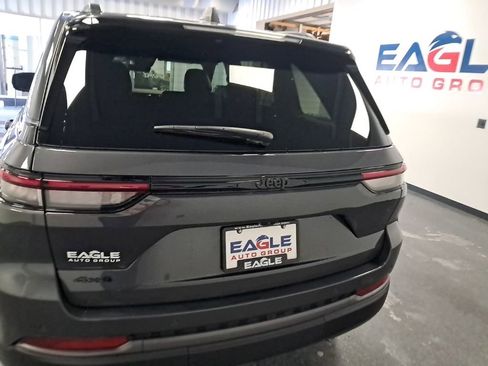New 2026 Jeep Grand Cherokee Altitude image 20