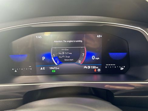 Certified 2023 Volkswagen Tiguan SE image 10