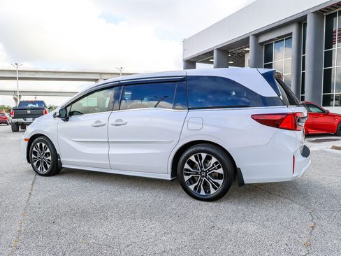 Used 2025 Honda Odyssey Elite image 10