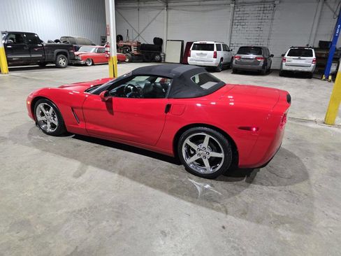 Used 2007 Chevrolet Corvette Convertible w/ Preferred Equipment Group image 7