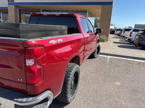 Used 2024 Chevrolet Silverado 1500 LT AWD/4WD image 6