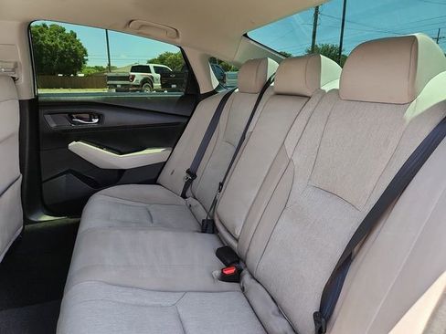 Used 2025 Honda Accord SE image 10