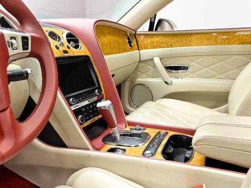 Used 2016 Bentley Flying Spur W12 AWD/4WD image 13