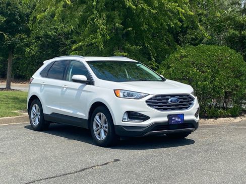 Used 2020 Ford Edge SEL w/ Convenience Package AWD/4WD image 2