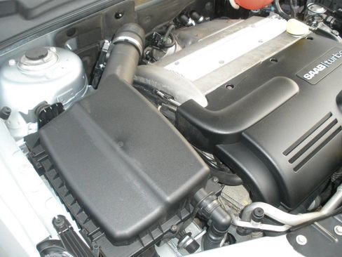 Used 2010 Saab 9-3 X image 14