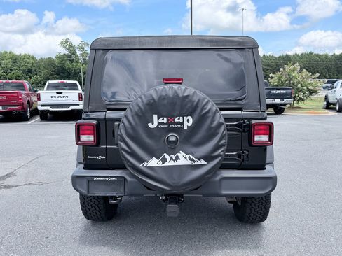 Used 2023 Jeep Wrangler Sport AWD/4WD image 8