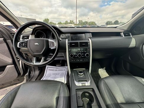 Used 2018 Land Rover Discovery Sport HSE AWD/4WD image 12