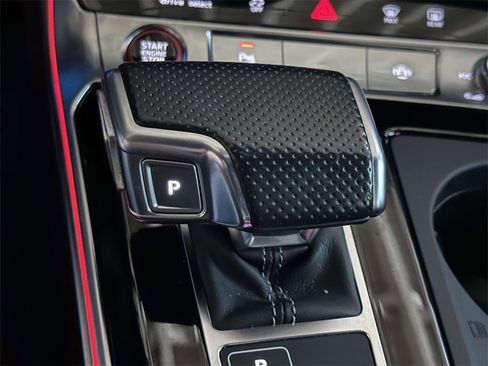 Used 2021 Audi S6 Premium Plus w/ S Sport Package image 26