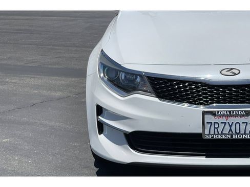Used 2016 Kia Optima LX FWD image 15