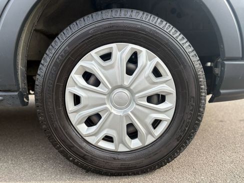 Used 2017 Ford Transit 250 130 Low Roof image 40