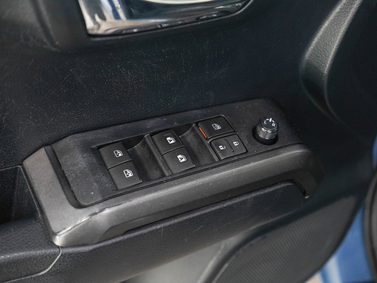 Used 2019 Toyota Tacoma TRD Sport AWD/4WD image 18