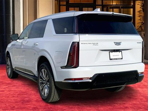New 2026 Cadillac Escalade IQL Luxury image 4