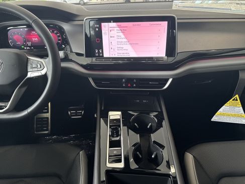 New 2026 Volkswagen Atlas Peak Edition AWD/4WD image 15