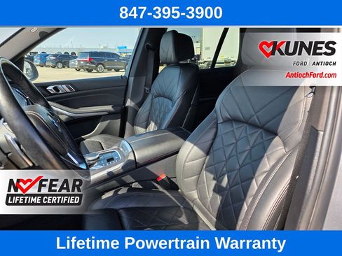 Used 2024 BMW X5 xDrive40i w/ Premium Package image 16