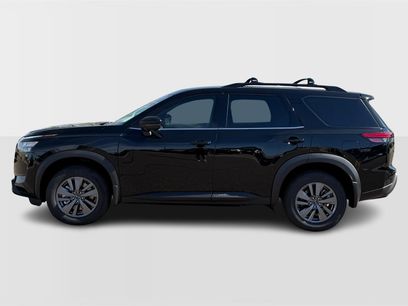 New 2025 Nissan Pathfinder SV