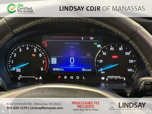 Used 2023 Ford Explorer XLT w/ Equipment Group 202A AWD/4WD image 32