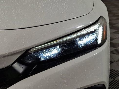Used 2023 Honda Civic Sport image 12