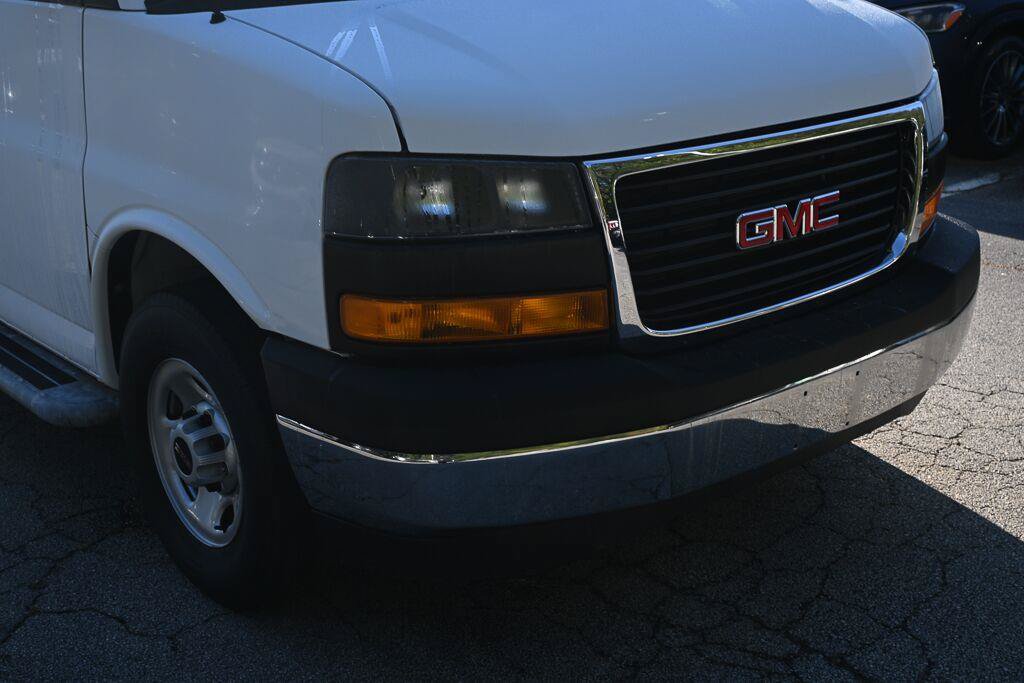 Used 2025 GMC Savana 2500 w/ Driver Convenience Package RWD image 25
