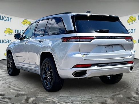 Used 2023 Jeep Grand Cherokee 30th Anniversary AWD/4WD image 4