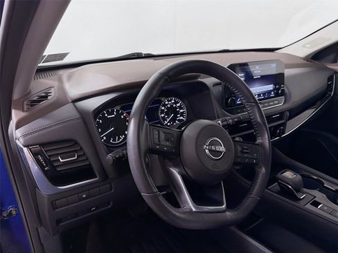 Used 2023 Nissan Rogue SL w/ SL Premium Package AWD/4WD image 9