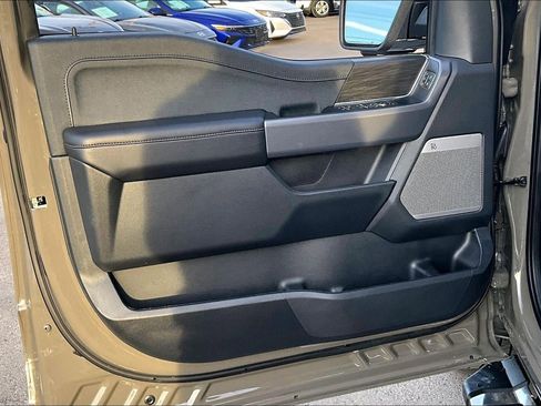 Used 2025 Ford F150 Lariat w/ Equipment Group 502A High image 22